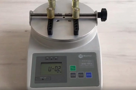 扭力測(cè)試儀在食品飲料行業(yè)中的應(yīng)用